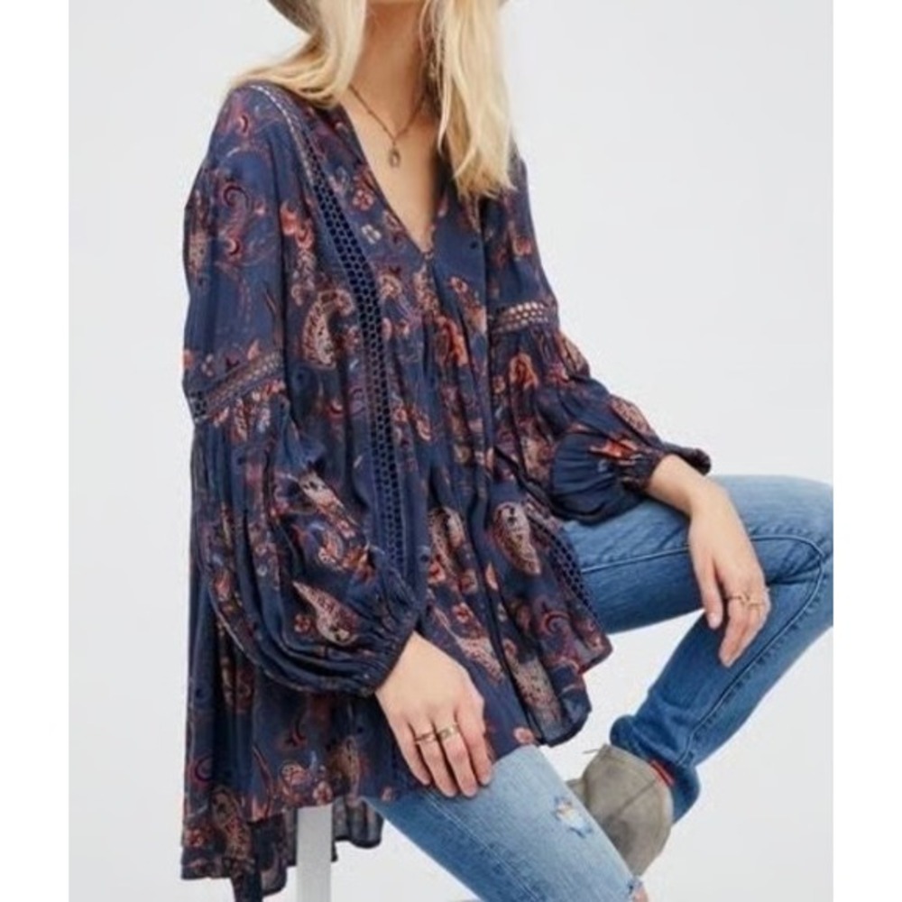 Free People Navy Floral Paisley Tunic Top Crochet Lace Balloon Sleeve Size M